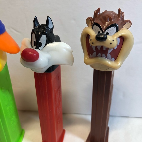 Looney Tunes Pez Dispensers Tweety Sylvester Taz red brown made in Slovenia 90s - Picture 2 of 10